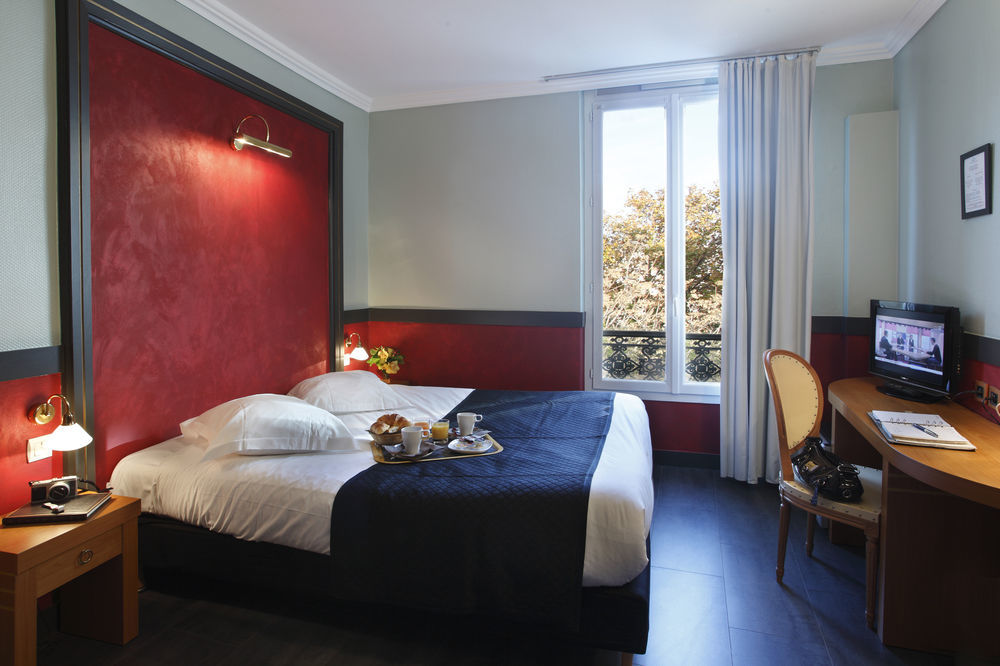 Adonis Marseille Vieux Port - Hotel Du Palais Eksteriør billede