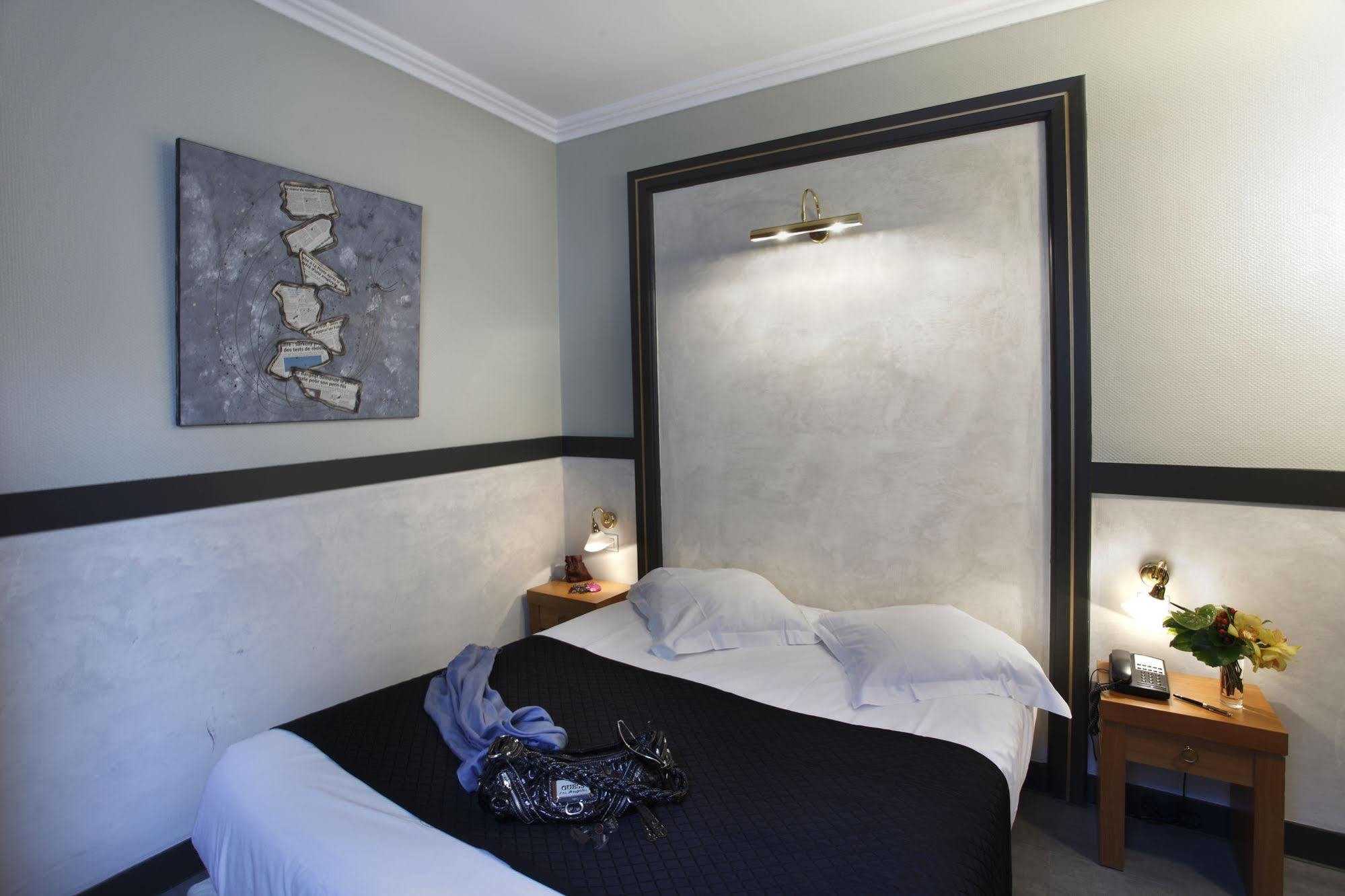 Adonis Marseille Vieux Port - Hotel Du Palais Eksteriør billede